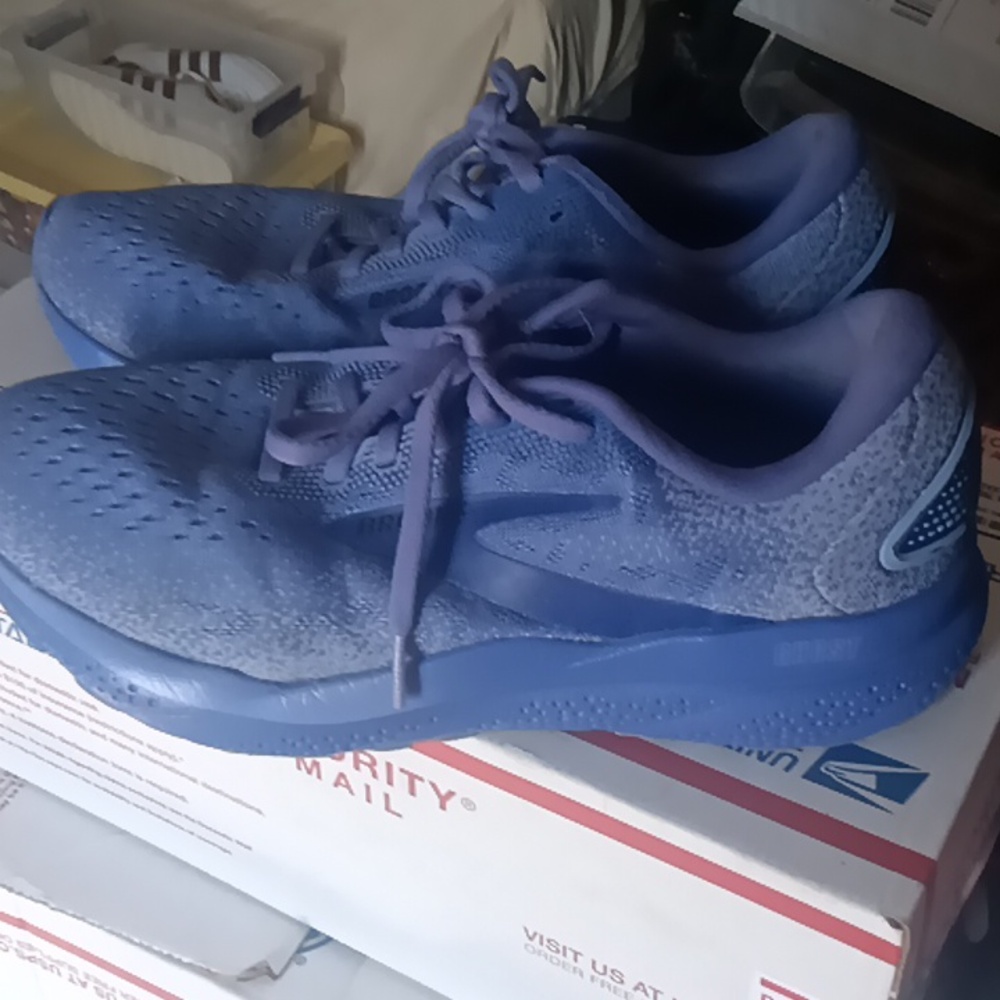 Brooks Purple Athletic Running Shoes Woman's 8.5